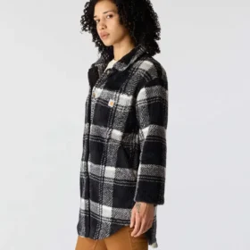 Women’s Loose Fit Plaid Fleece Jacket